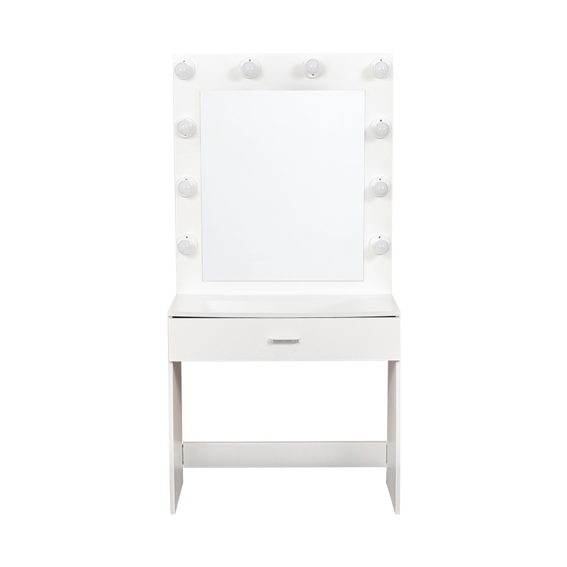 带灯泡的梳妆台